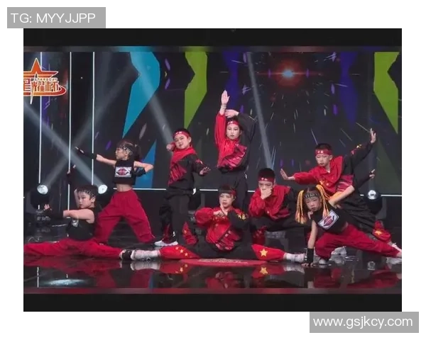 南京街舞队的团队协作探索与街舞文化的深度融合之路